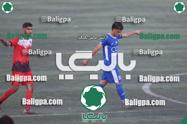 استقلال 5–1 شاهین