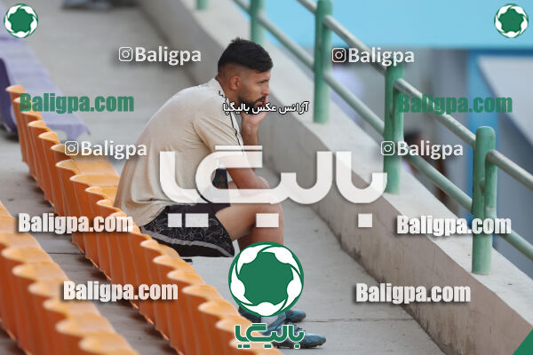 استقلال 5–1 شاهین