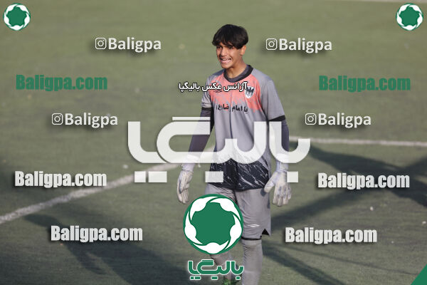 استقلال 5–1 شاهین