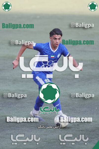 استقلال 5–1 شاهین