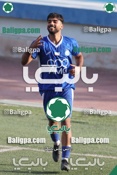 استقلال 5–1 شاهین