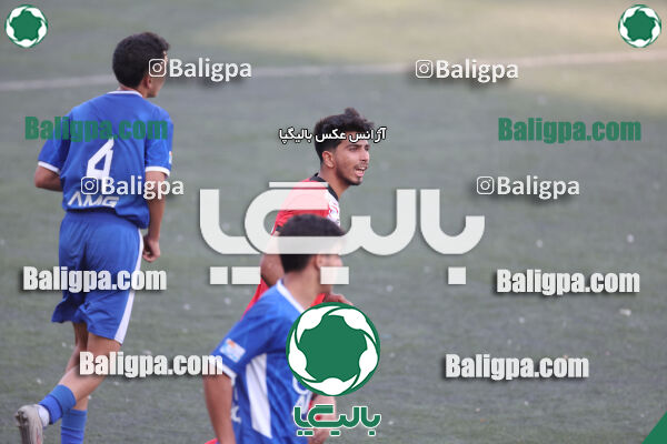 استقلال 5–1 شاهین