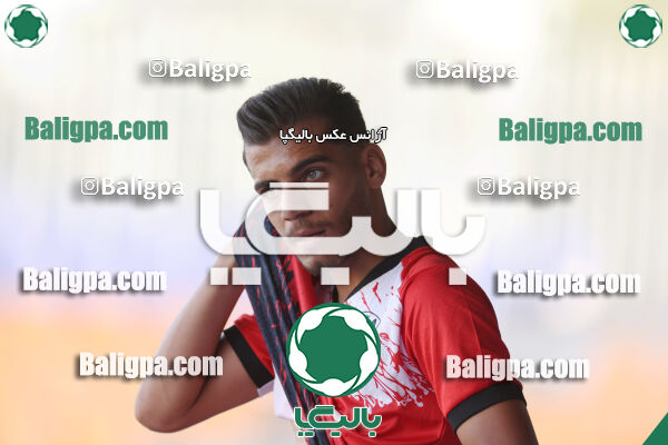 استقلال 5–1 شاهین