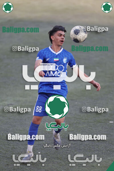 استقلال 5–1 شاهین