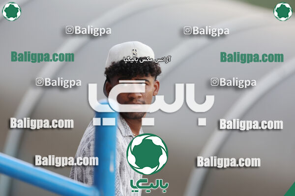 استقلال 5–1 شاهین