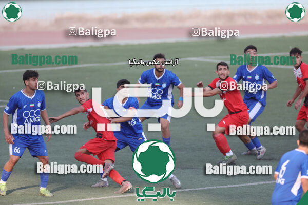 استقلال 5–1 شاهین