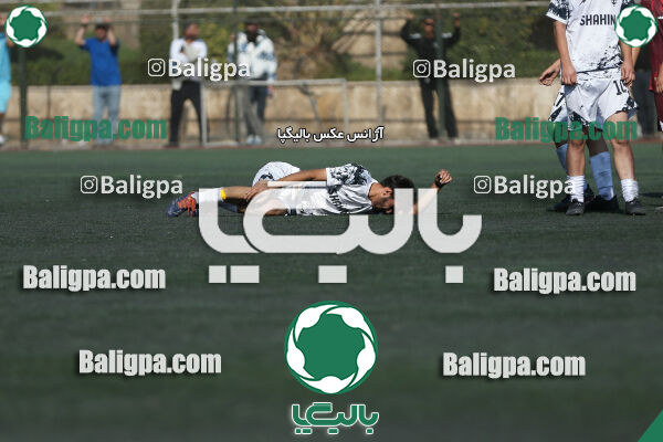 شاهین 2 - 0 پارسیان جوان