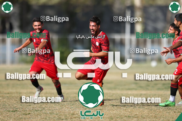 نیروی زمینی 3–2 مقاومت