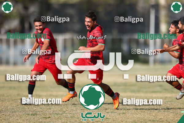 نیروی زمینی 3–2 مقاومت