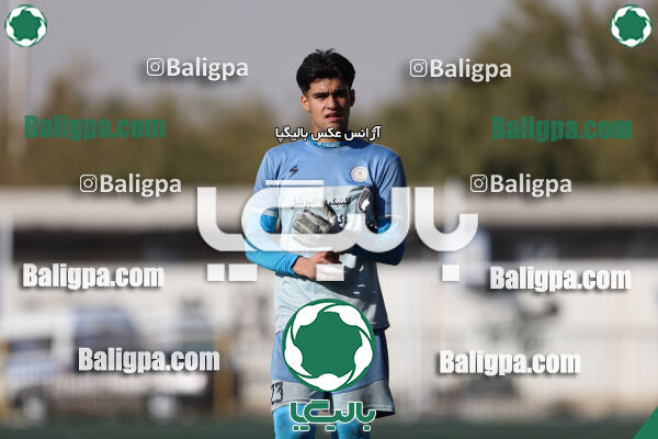 آبی پوشان روشن طهران 1–1 هوادار