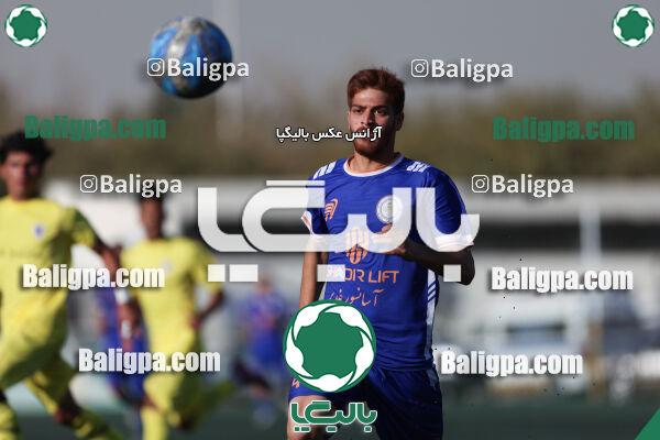 آبی پوشان روشن طهران 1–1 هوادار