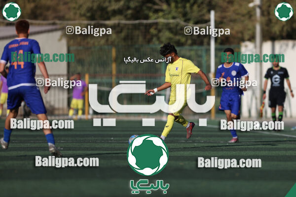 آبی پوشان روشن طهران 1–1 هوادار