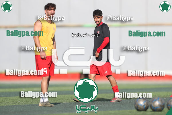 پرسپولیس 2–0 ماهور ری