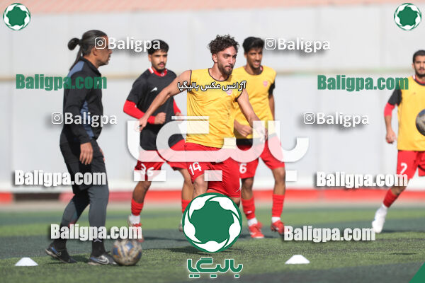 پرسپولیس 2–0 ماهور ری