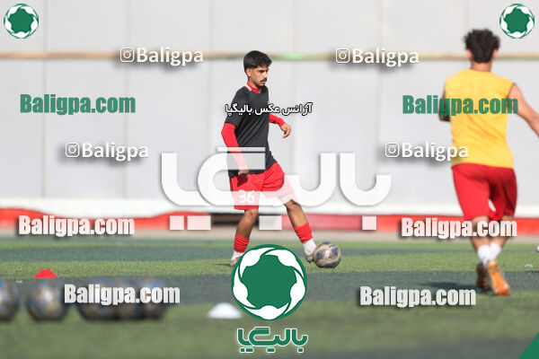 پرسپولیس 2–0 ماهور ری