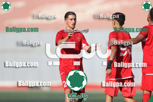 پرسپولیس 2–0 ماهور ری