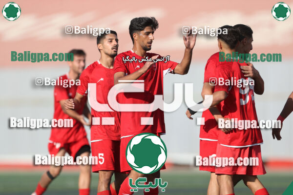 پرسپولیس 2–0 ماهور ری