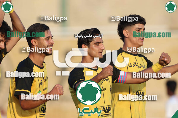 سپاهان ۳ - ۱ مس کرمان