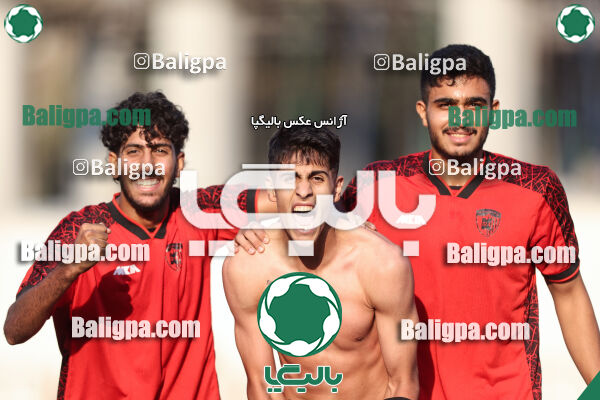 پدیده جوان آپادانا 0–1 کیا