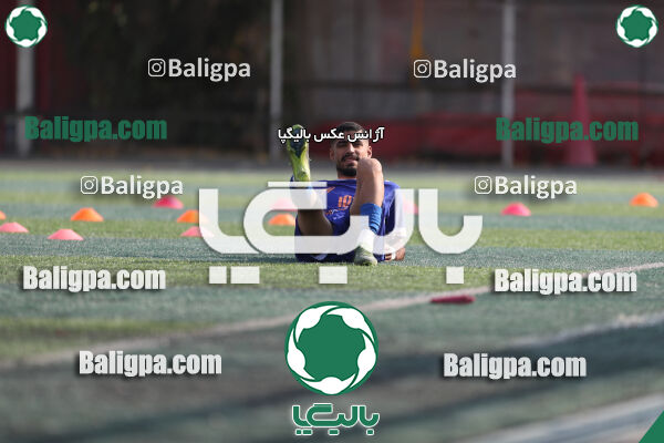 پرسپولیس 1–0 آبی پوشان روشن طهران