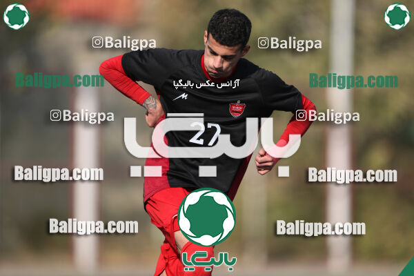 پرسپولیس 1–0 آبی پوشان روشن طهران