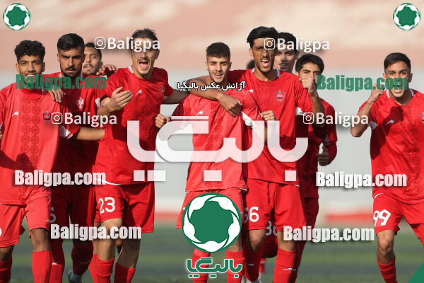 پرسپولیس 1–0 آبی پوشان روشن طهران