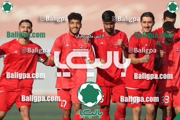 پرسپولیس 1–0 آبی پوشان روشن طهران
