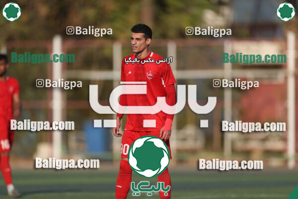 پرسپولیس 1–0 آبی پوشان روشن طهران