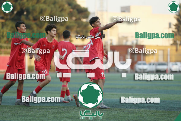 پرسپولیس 4–0 آریا پارس