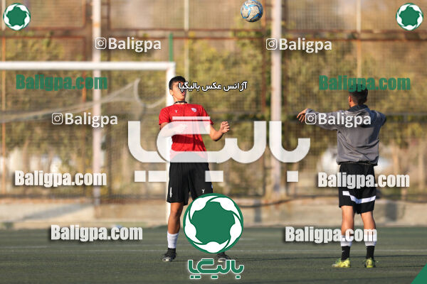 حامی 1 - 1 پیکان