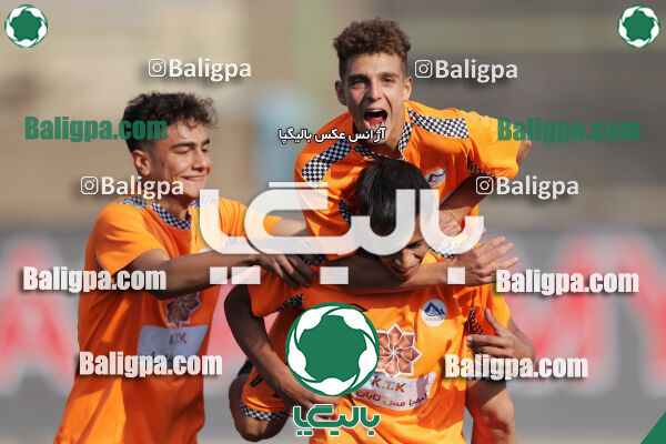 پارسیان جوان 1 - 1 نارنجی پوشان کوهسار