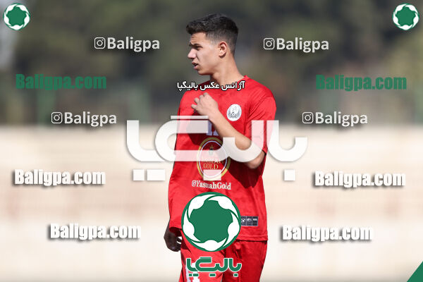استقلال 1–1 ایساتیس