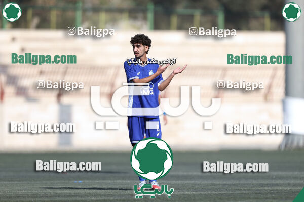 استقلال 1–1 ایساتیس