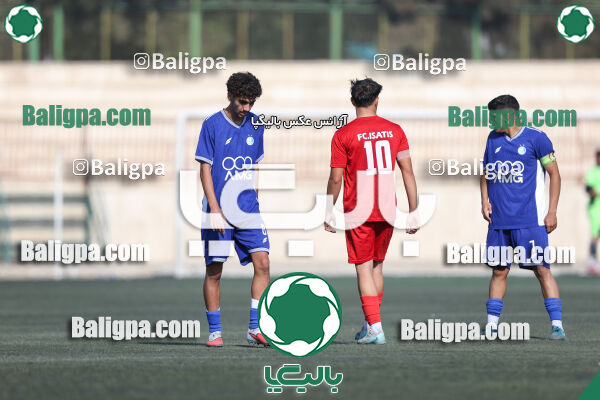 استقلال 1–1 ایساتیس