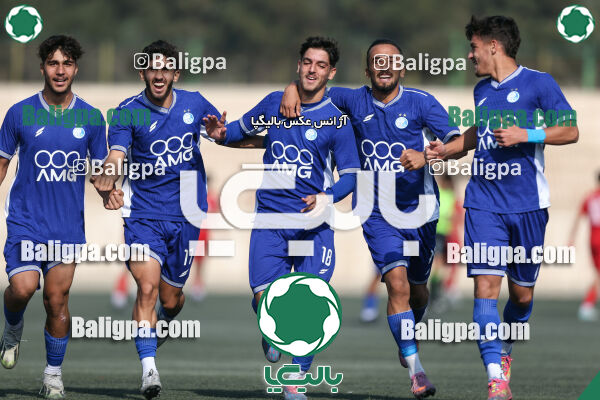 استقلال 1–1 ایساتیس