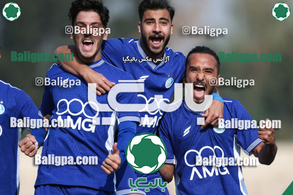 استقلال 1–1 ایساتیس