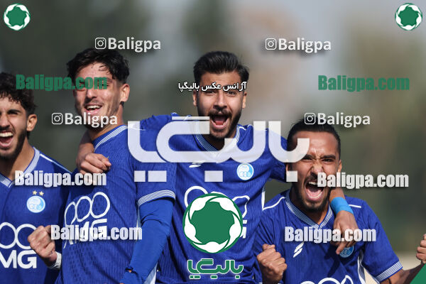 استقلال 1–1 ایساتیس