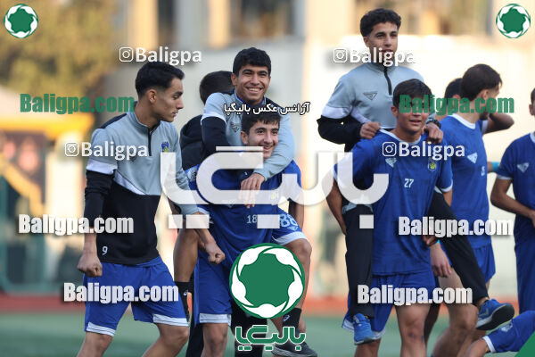 پدیده جوان آپادانا 2–0 توانا