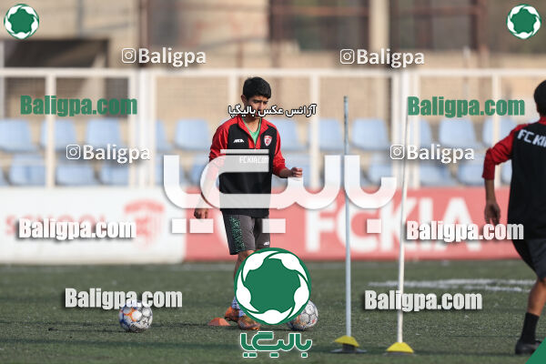 جلسه تمرینی تیم فوتبال کیا