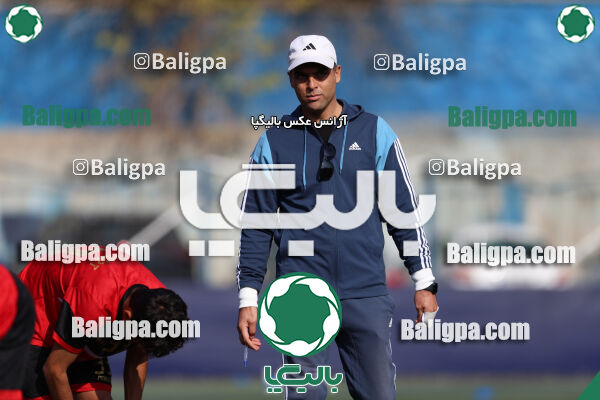 آراز آتی قشقائی 0–2 آریا پارس
