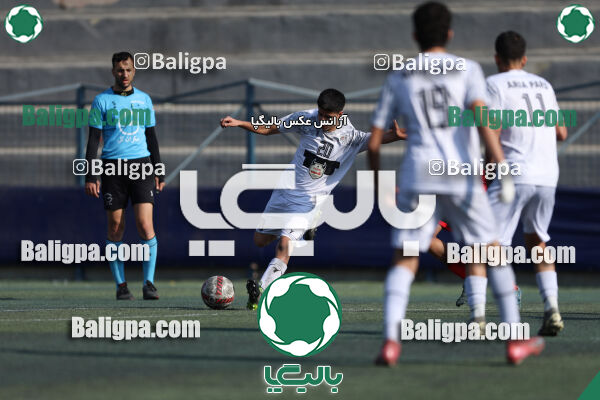 آراز آتی قشقائی 0–2 آریا پارس
