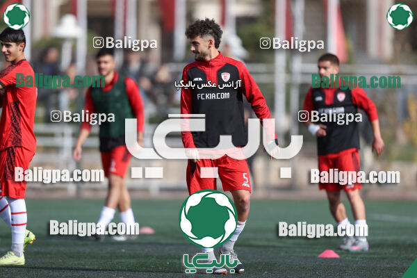شاهین 2–2 کیا
