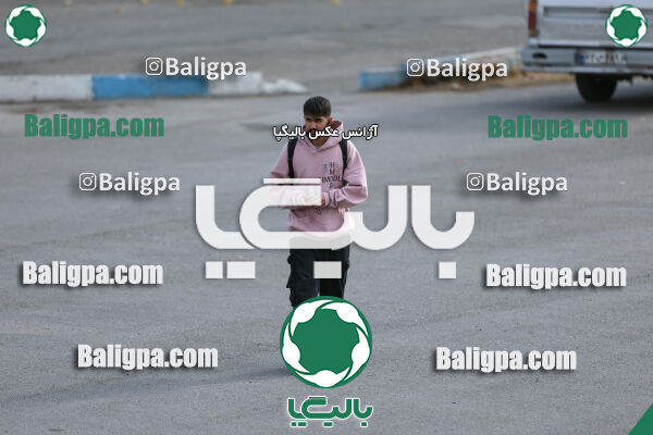کیا ۶ - ۲ پیروزان تکین ایرانیان