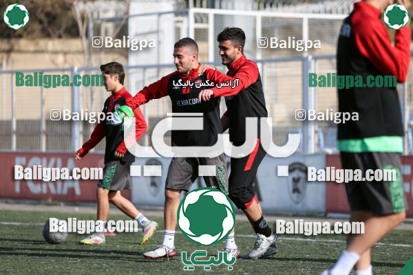 جلسه تمرینی تیم فوتبال کیا