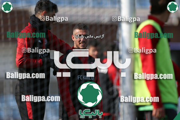 جلسه تمرینی تیم فوتبال کیا
