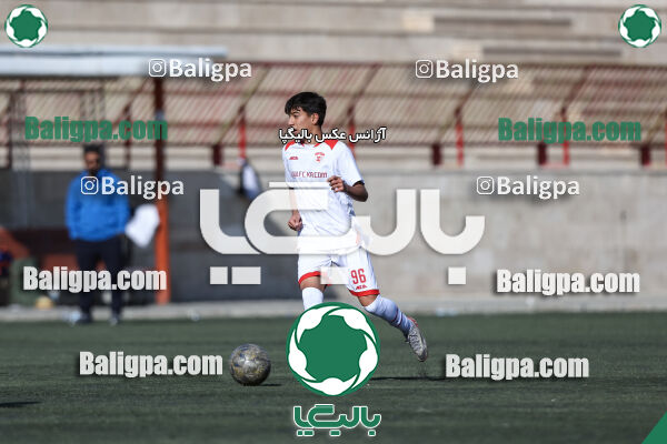 ایساتیس 1–0 کیا