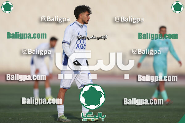 استقلال جوان 0–0 پیکان