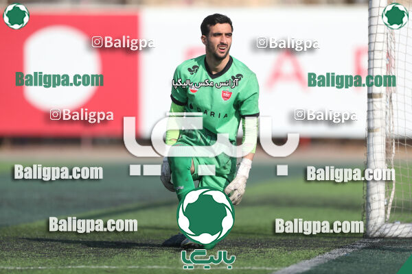 پرسپولیس 2–1 هوادار
