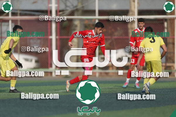 پرسپولیس 2–1 هوادار