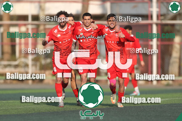پرسپولیس 2–1 هوادار